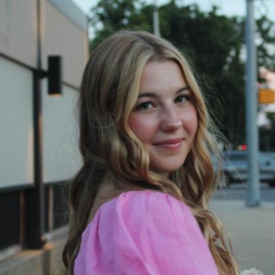 Julia Roe