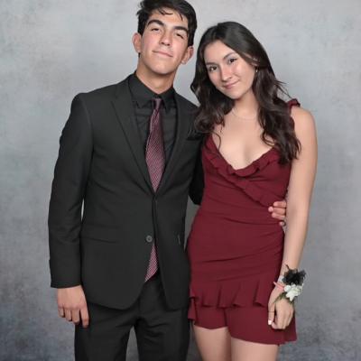 nicole and max
